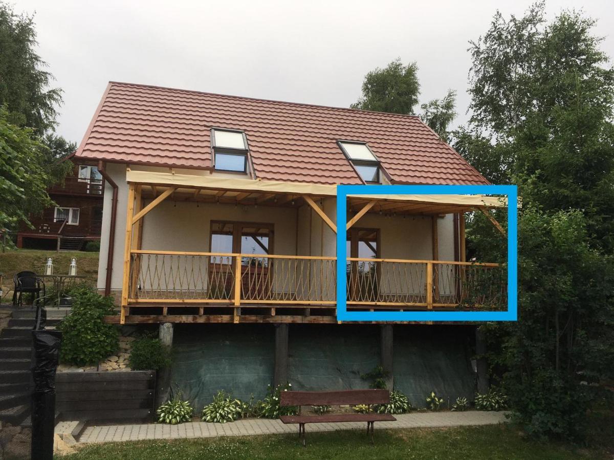 Bieszczadzki Hals - Dom Blizniak Lägenhet Polańczyk Exteriör bild
